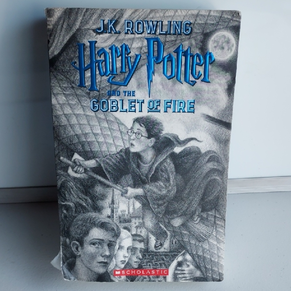Scholastic Harry Potter and the Goblet of Fire - Gray and Blue Cover